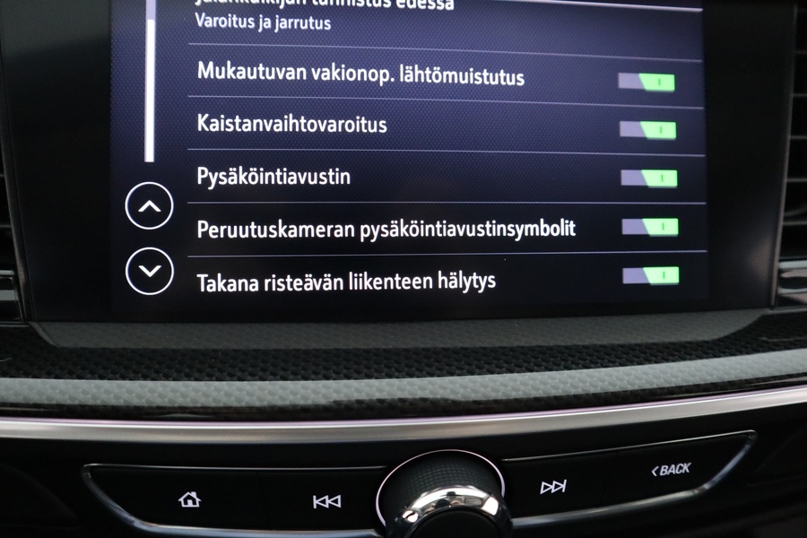 Opel Insignia vaihtoauto