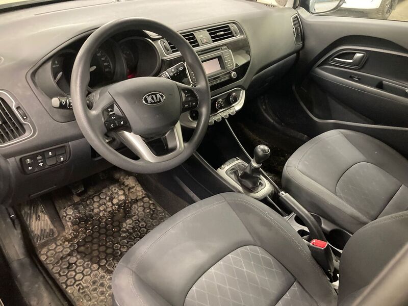 Kia Rio vaihtoauto