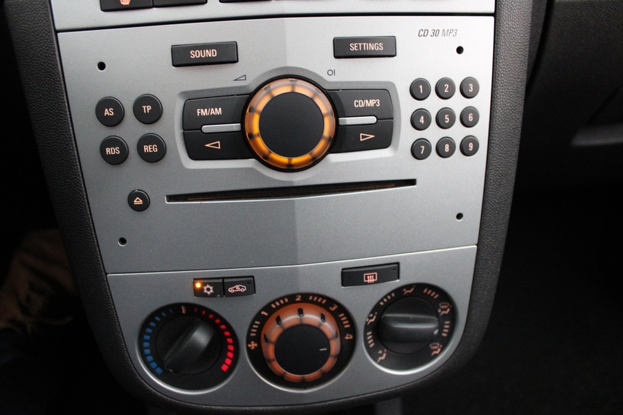 Opel Corsa vaihtoauto