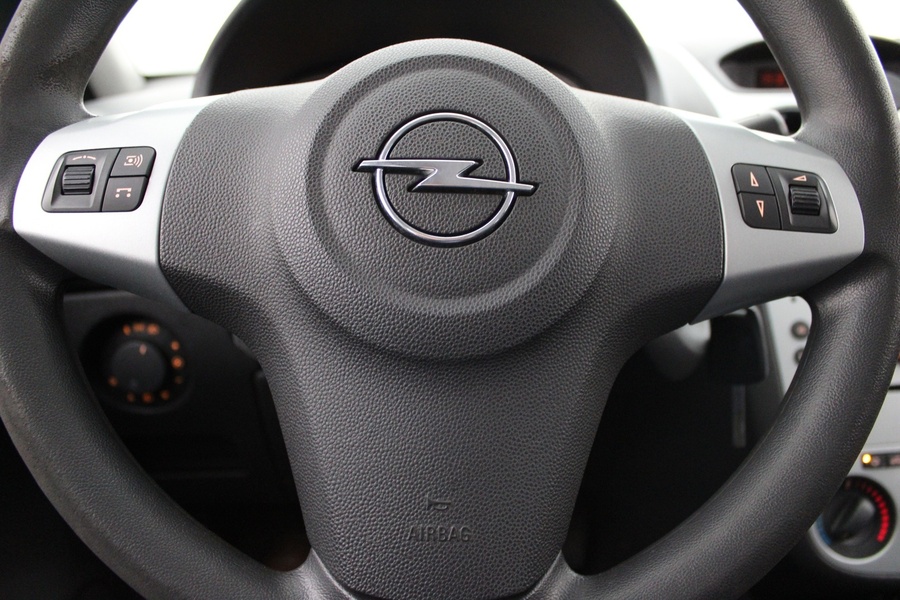 Opel Corsa vaihtoauto