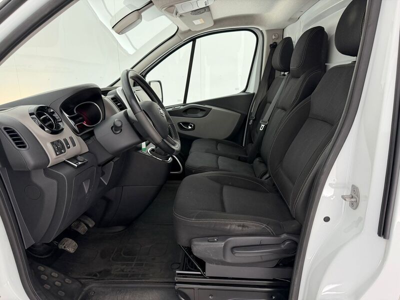 Nissan NV300 vaihtoauto