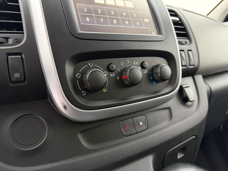 Nissan NV300 vaihtoauto