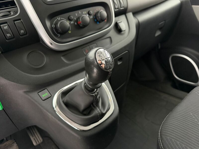 Nissan NV300 vaihtoauto