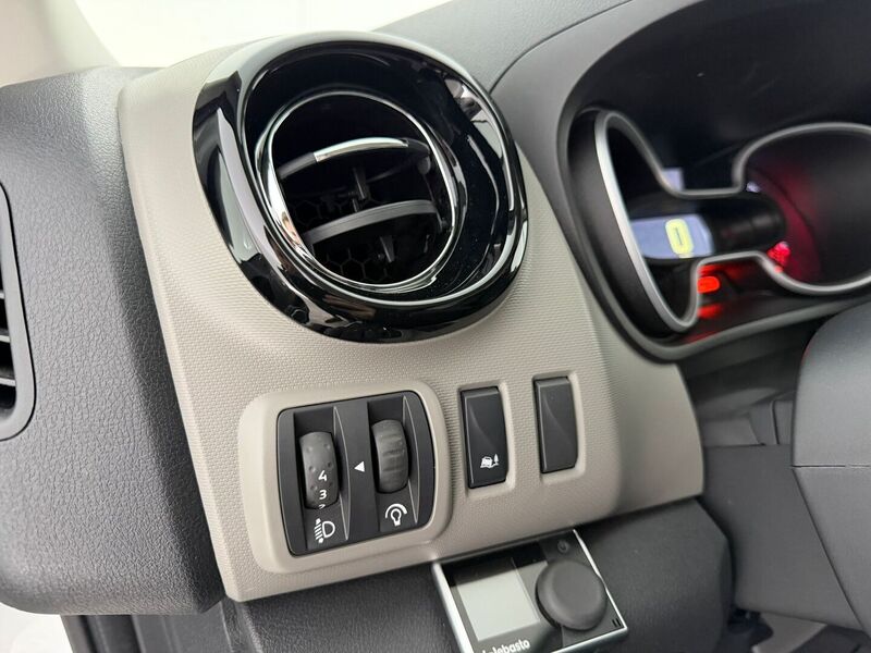 Nissan NV300 vaihtoauto