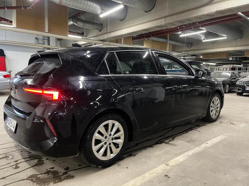 Opel Astra vaihtoauto