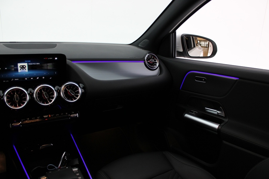 Mercedes-Benz EQA vaihtoauto