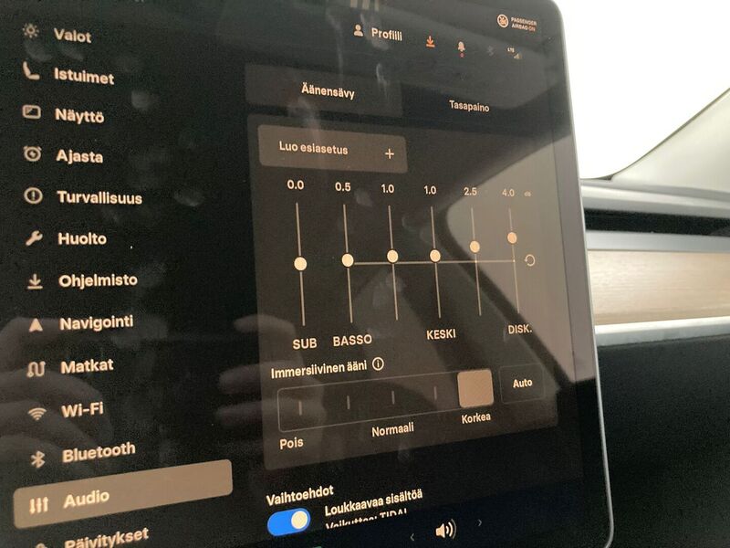 Tesla Model Y vaihtoauto