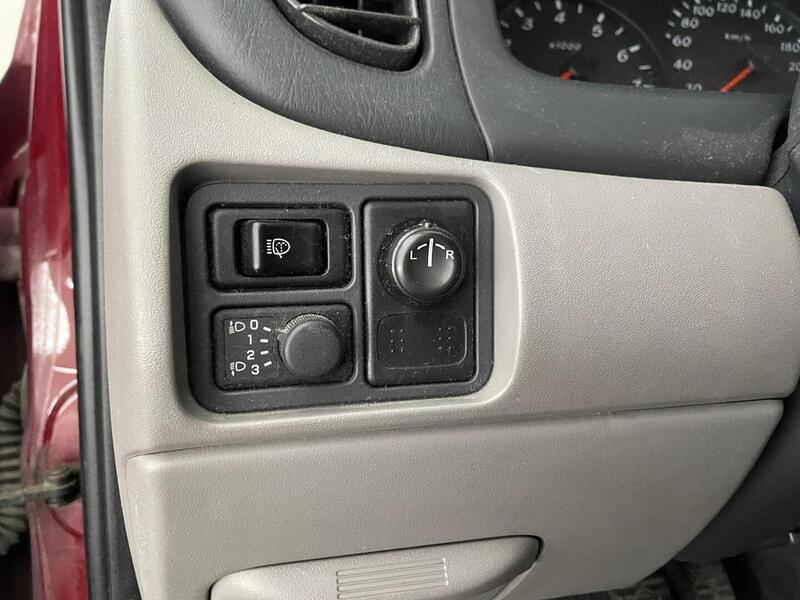 Nissan Almera vaihtoauto