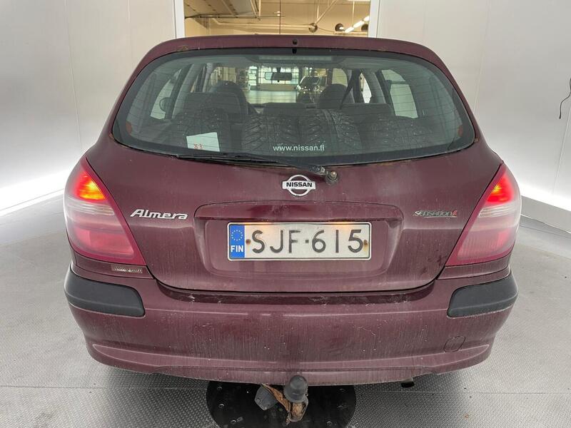 Nissan Almera vaihtoauto
