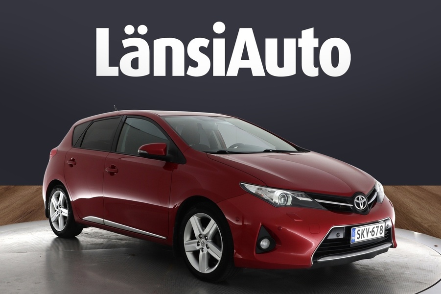 Toyota Auris vaihtoauto