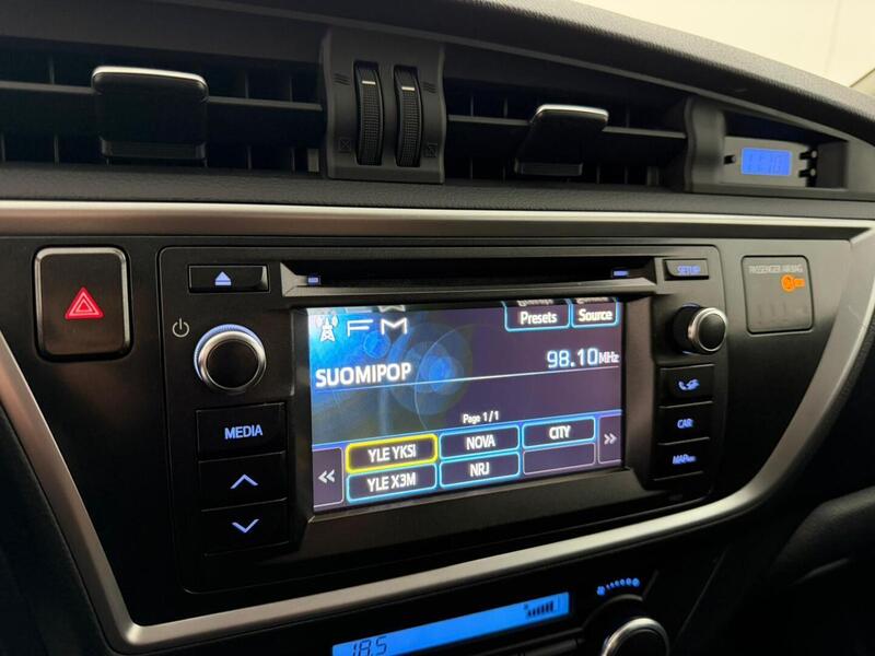 Toyota Auris vaihtoauto