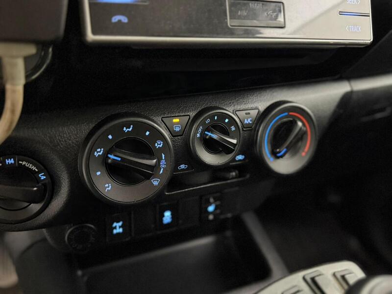 Toyota Hilux vaihtoauto