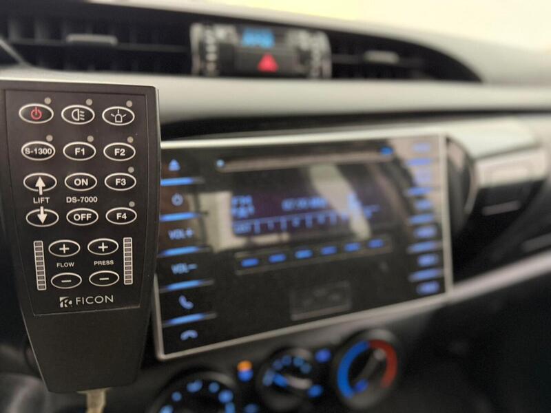 Toyota Hilux vaihtoauto