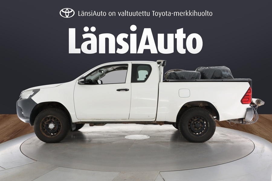 Toyota Hilux vaihtoauto