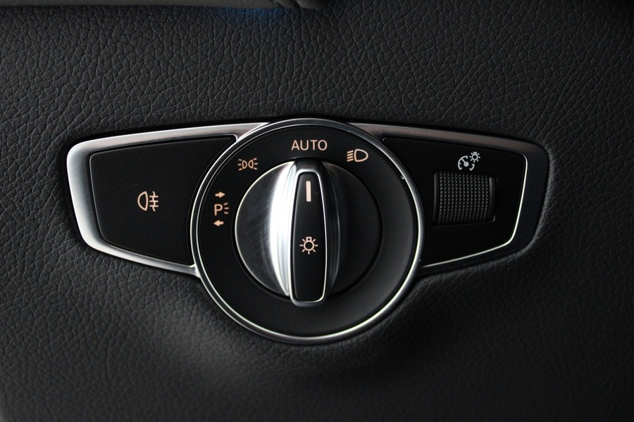 Mercedes-Benz EQC vaihtoauto