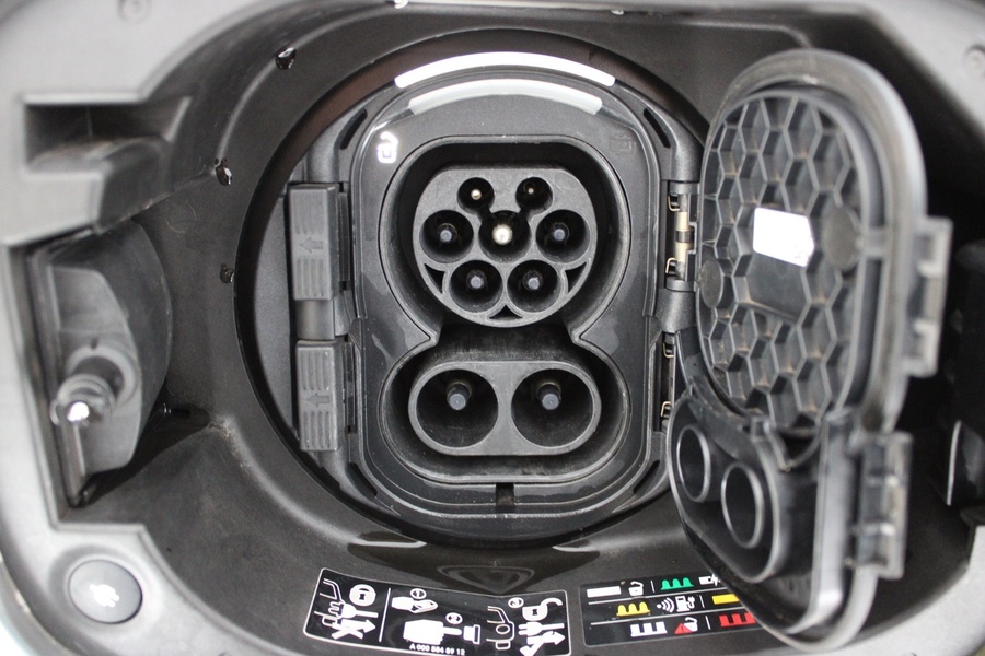 Mercedes-Benz EQC vaihtoauto