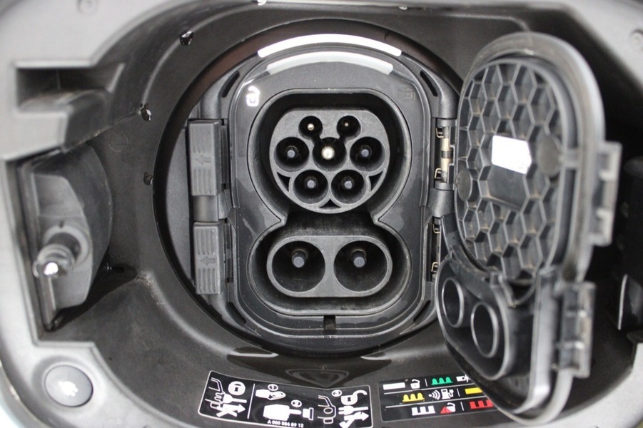 Mercedes-Benz EQC vaihtoauto