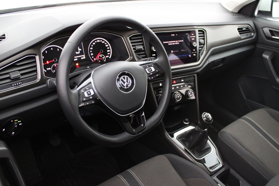 Volkswagen T-Roc vaihtoauto