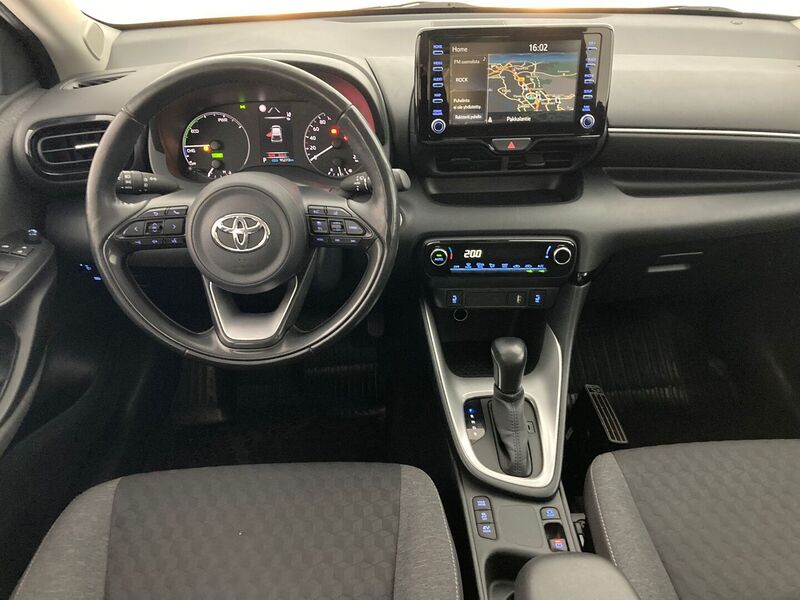 Toyota Yaris vaihtoauto