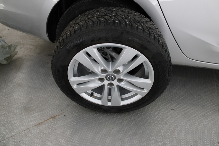 Opel Astra vaihtoauto