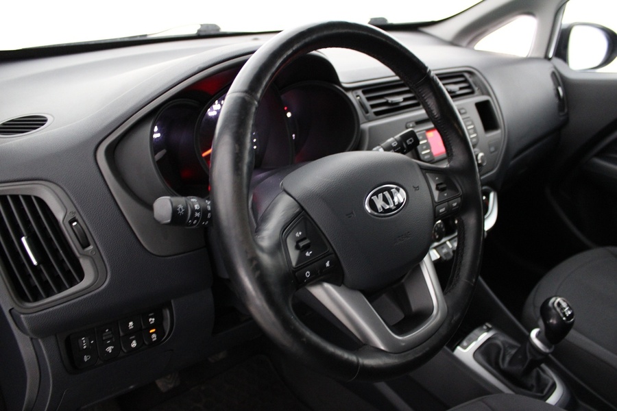 Kia Rio vaihtoauto