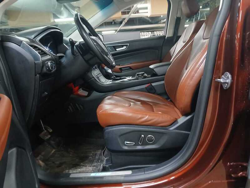 Ford Edge vaihtoauto