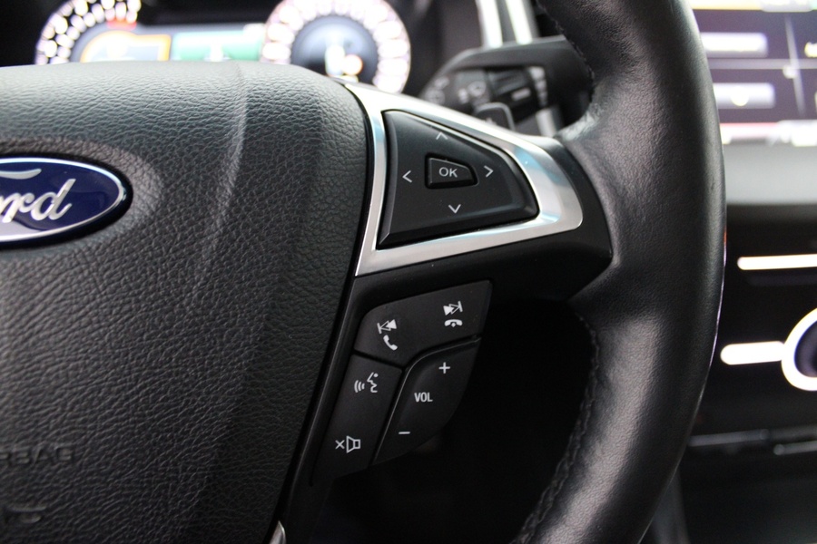 Ford Edge vaihtoauto