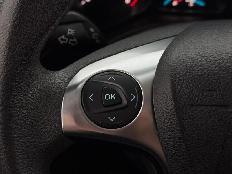 Ford Transit Connect vaihtoauto