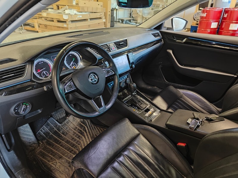 Skoda Superb vaihtoauto