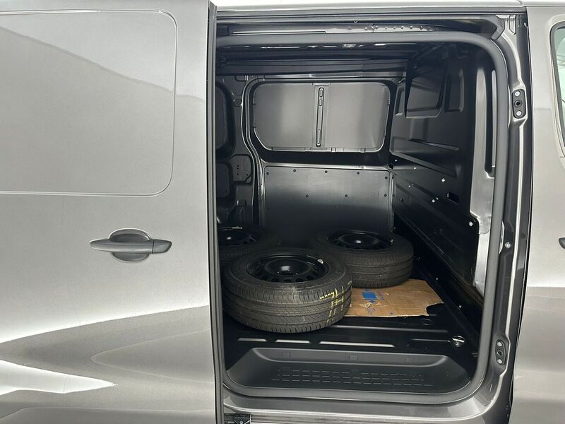 Opel Vivaro-e vaihtoauto