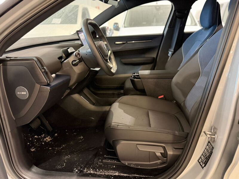 Volvo EX30 vaihtoauto