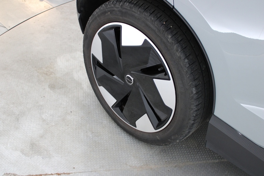 Volvo EX30 vaihtoauto