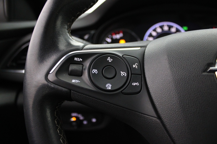 Opel Insignia vaihtoauto