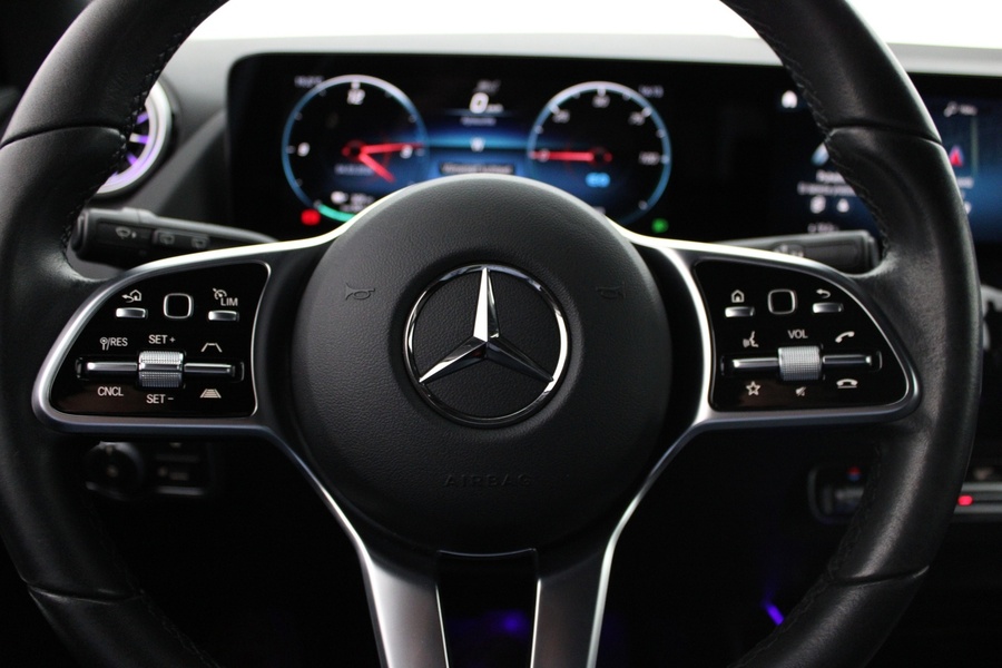 Mercedes-Benz EQA vaihtoauto