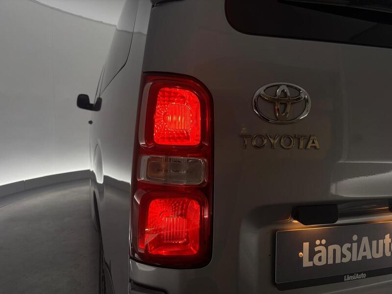 Toyota Proace Verso vaihtoauto