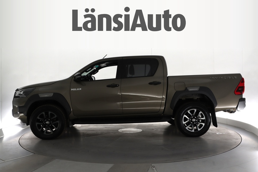 Toyota Hilux vaihtoauto
