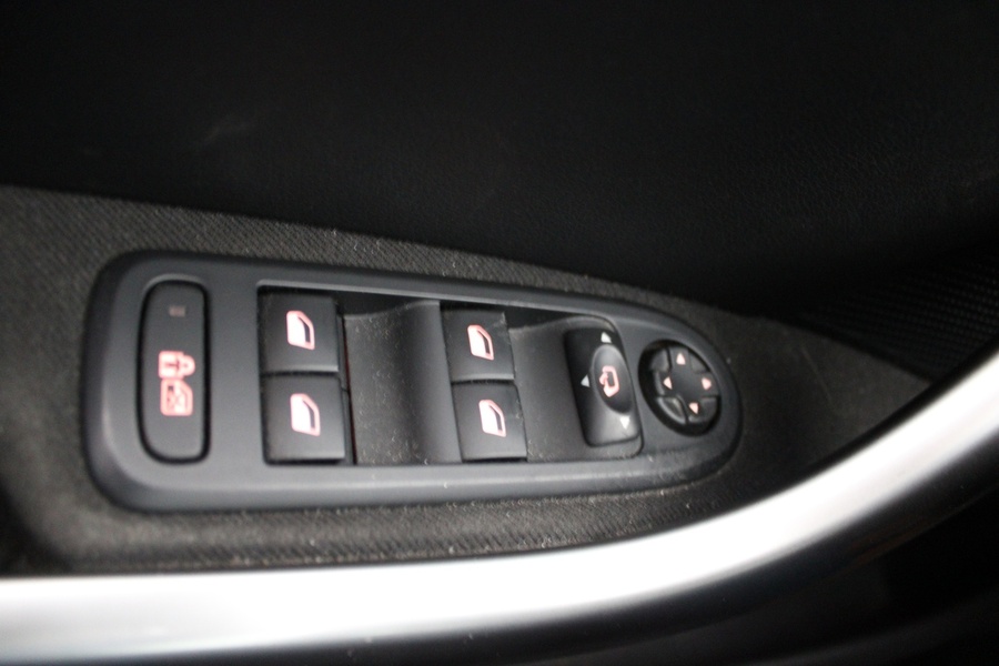 Peugeot 308 vaihtoauto