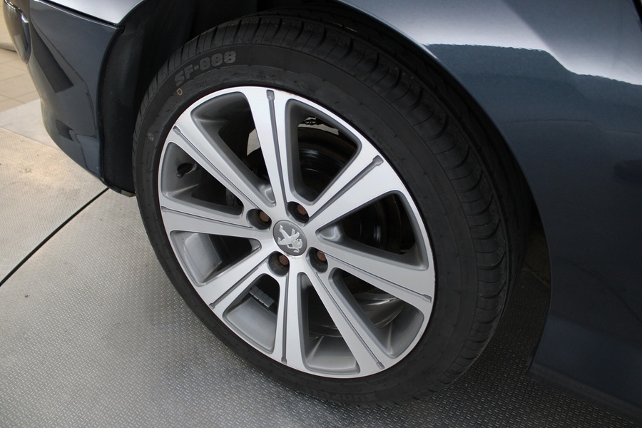 Peugeot 308 vaihtoauto