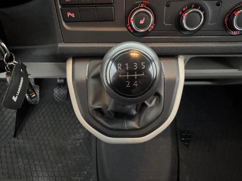 Volkswagen Transporter vaihtoauto