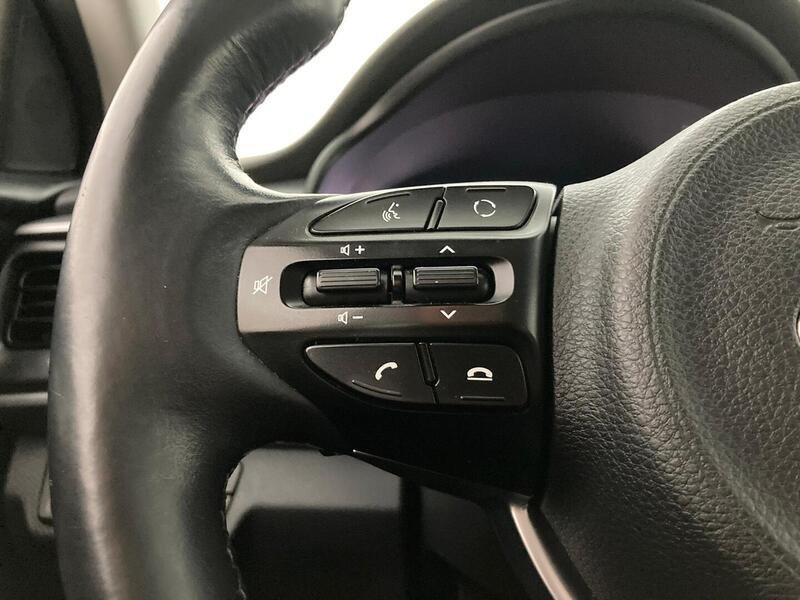 Kia Stonic vaihtoauto