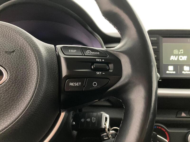 Kia Stonic vaihtoauto