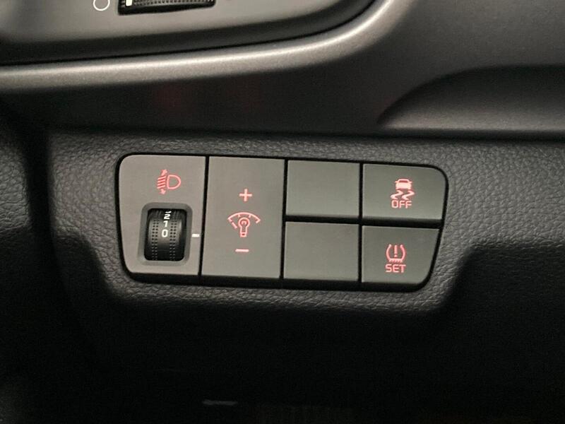 Kia Stonic vaihtoauto