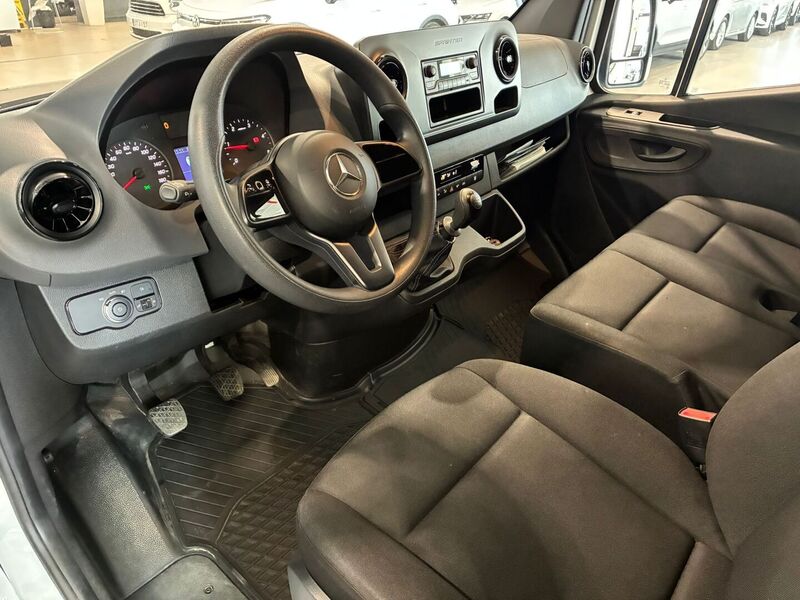 Mercedes-Benz Sprinter vaihtoauto