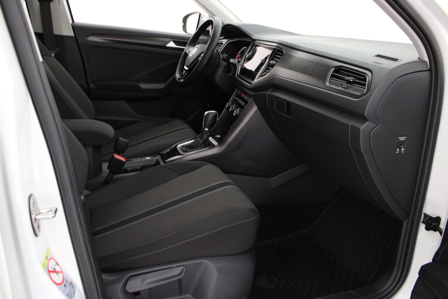 Volkswagen T-Roc vaihtoauto