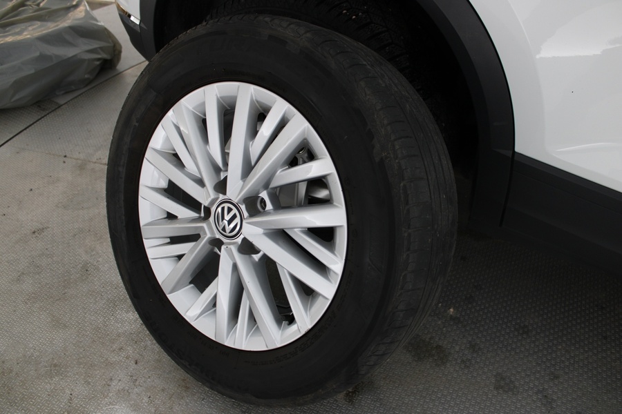 Volkswagen T-Roc vaihtoauto