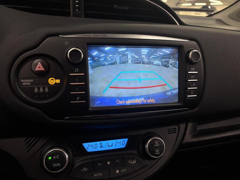 Toyota Yaris vaihtoauto