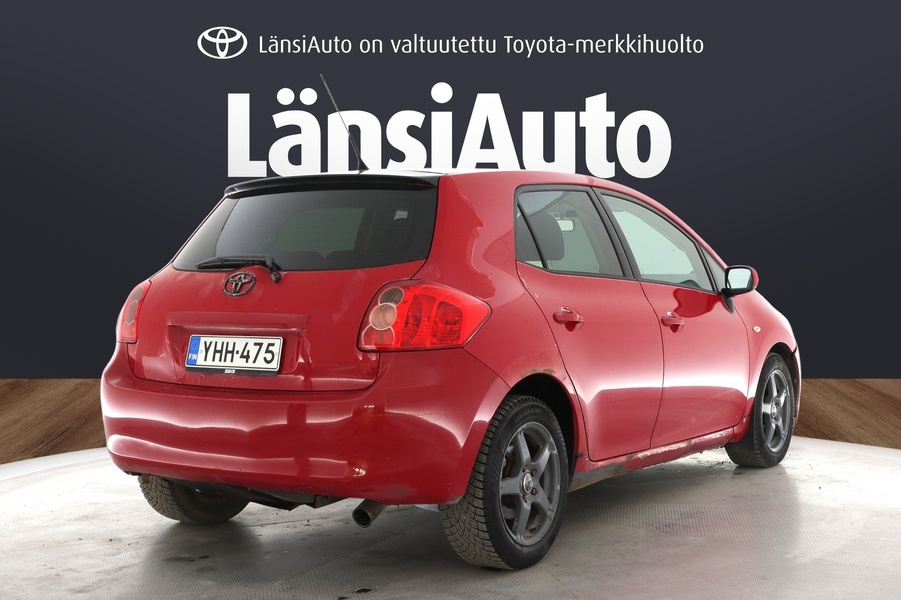 Toyota Auris vaihtoauto