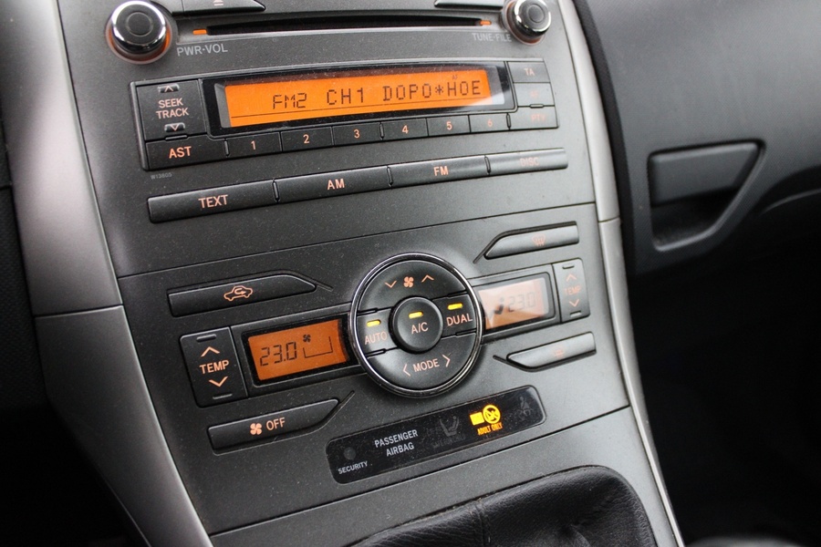 Toyota Auris vaihtoauto