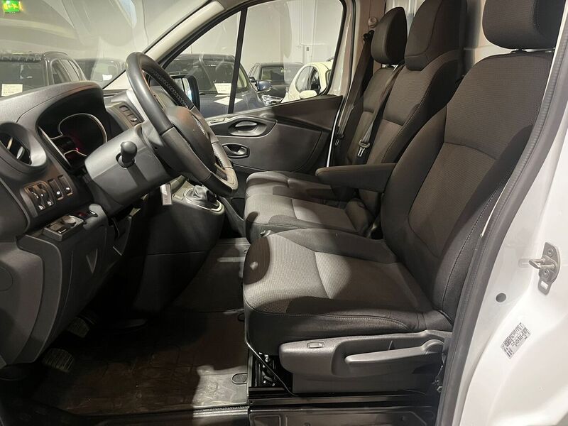 Renault Trafic vaihtoauto