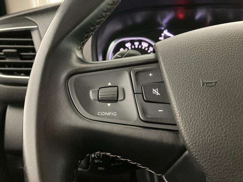 Opel Zafira vaihtoauto